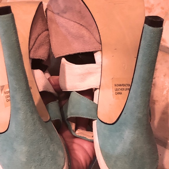 Women’s Size 9 Chinese Laundry OpenToe Suede Heels - Picture 3 of 6